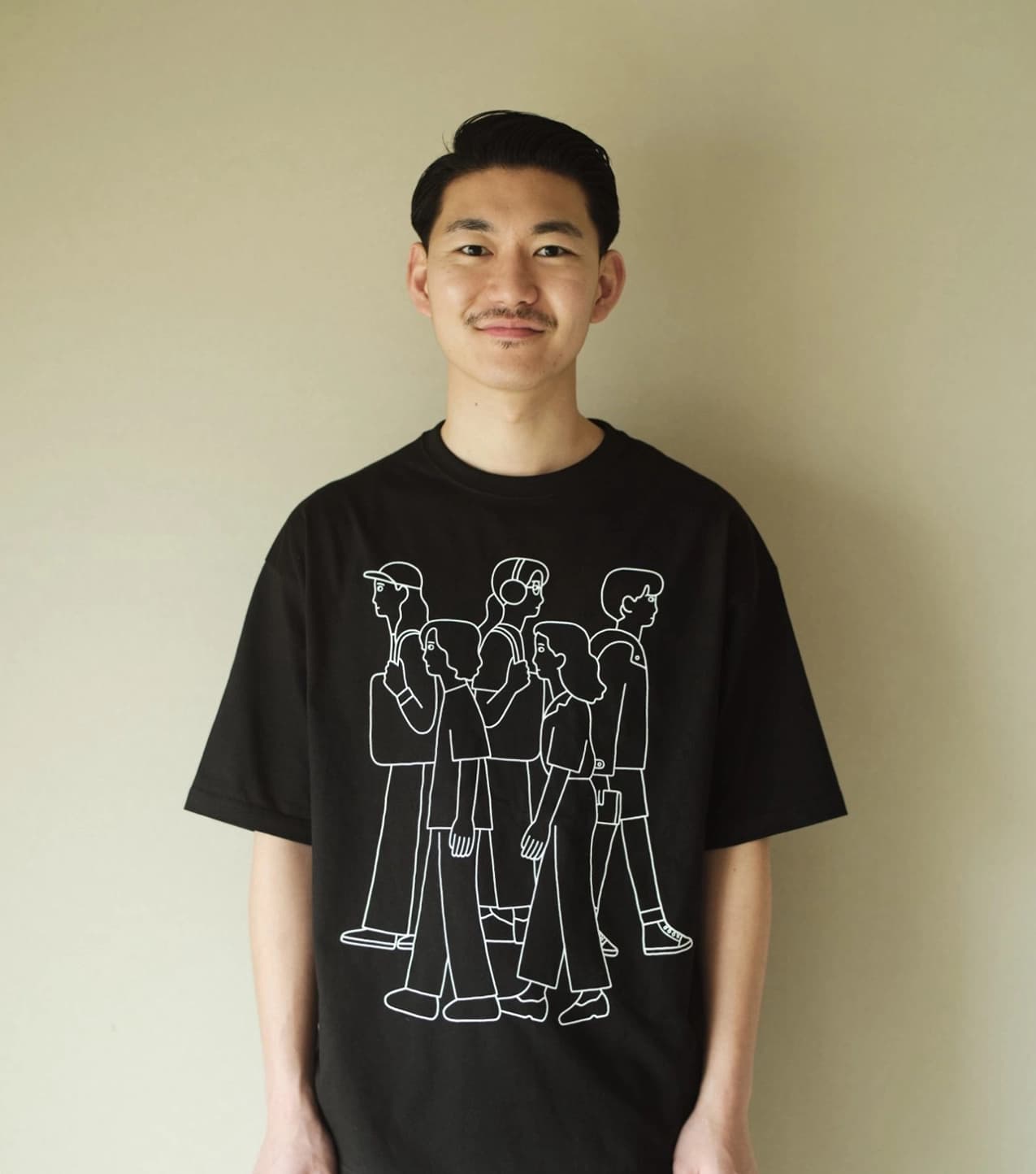 朝野ペコ 歩く人Tシャツ